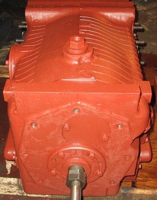 коробка передач (КПП т 25 - главная передача) трактора Т-25 . т 25 коробки перемены передач КПП А 25.37.122 владимирец хтз 2511  кулиса . крышка кпп .